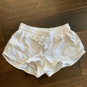 White Lululemon hotty hot short size 4